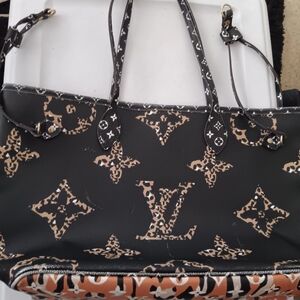 COPY - Louis Vuitton JUNGLE LIMITED ADDITION Tote Bag with Structured Design